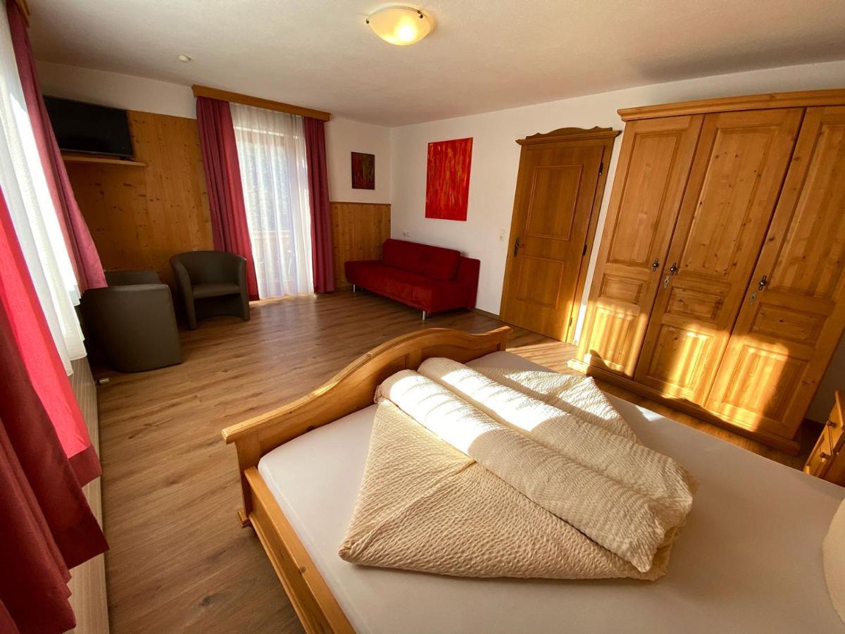 Appartments Hofer Стум Екстериор снимка